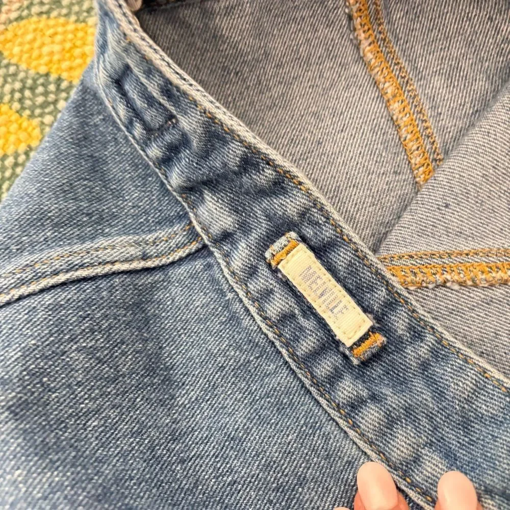 BRANDY MELVILLE DENIM MINI SKIRT BUTTON DOWN SIZE 26 100% COTTON BLUE